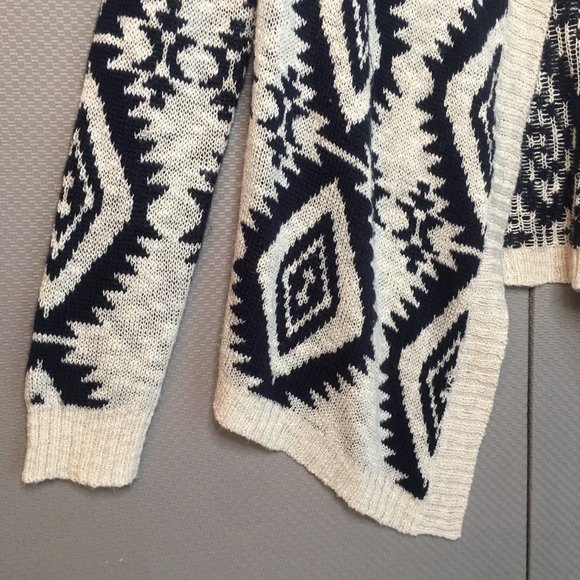 Arizona Jean Co Women Ivory/Blue Open Front Knit Cardigan Sweater Size Medium - Picture 4 of 11